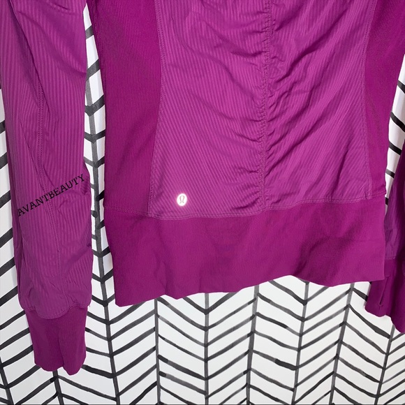 Lululemon in flux jacket reversible regal plum 8 - Picture 6 of 15